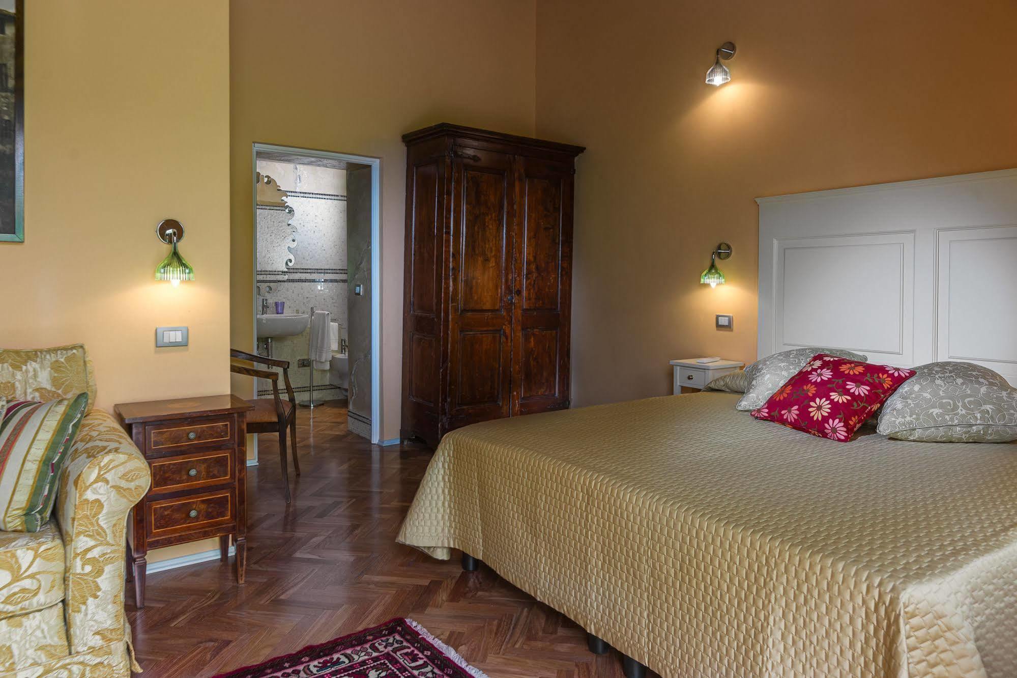 Hotel Villa Volpi Lucca Esterno foto